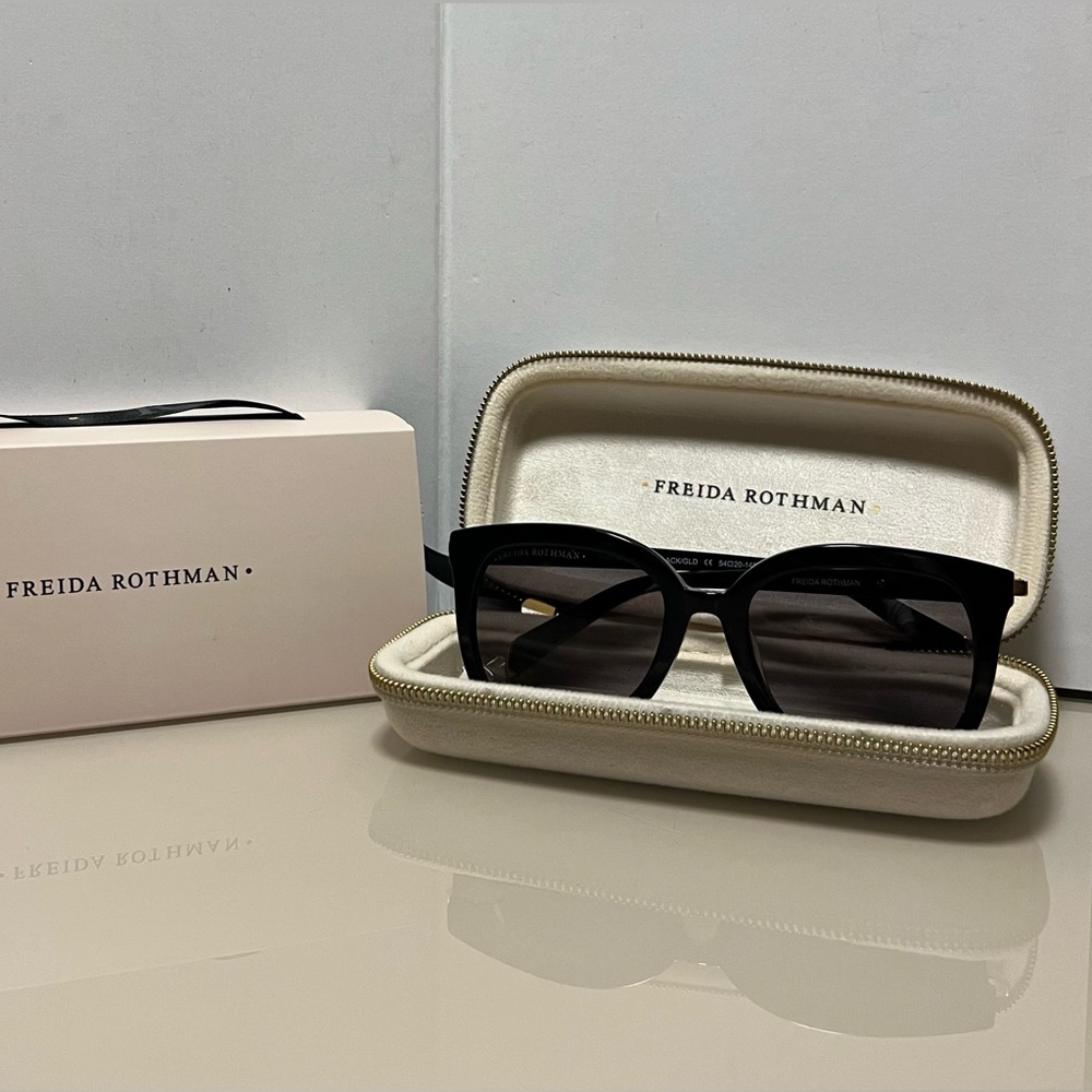 Freida Rothman Brynn Sunglasses in Black color - Picture 6 of 9